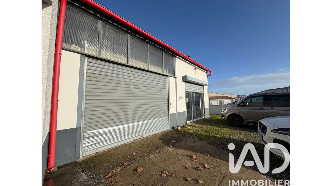 Vente local 350m² sur 1075m² ZAC Montblanc
