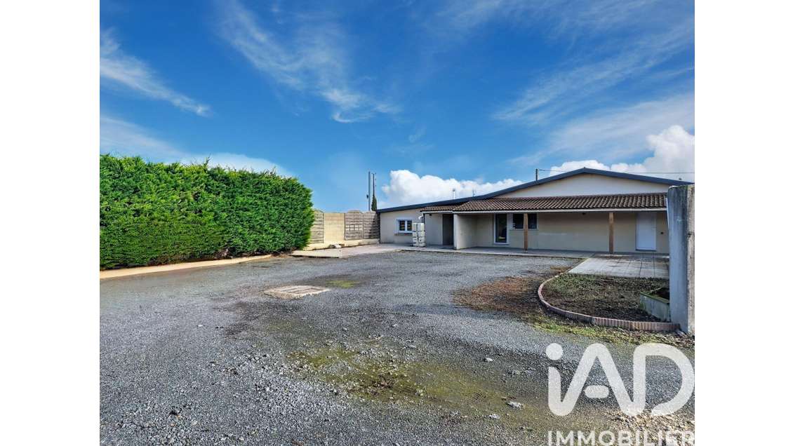 Vente local commercial 207m² Montereau-Fault-Yonne