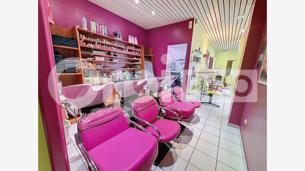Local commercial de 100m² à vendre à Montluçon