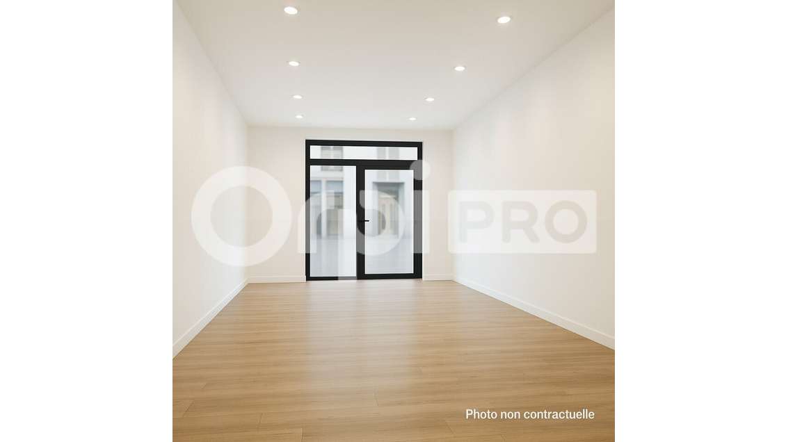 AV local 120m² empl stratégique à Montluçon centre