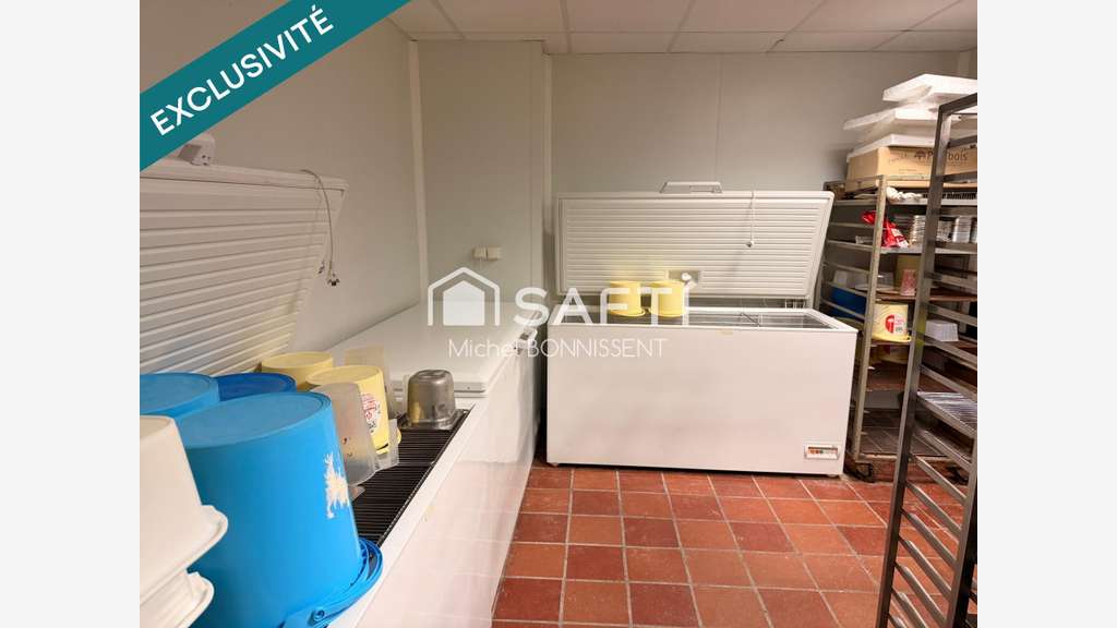 Vente immeuble commercial 310m² à Montluçon centre