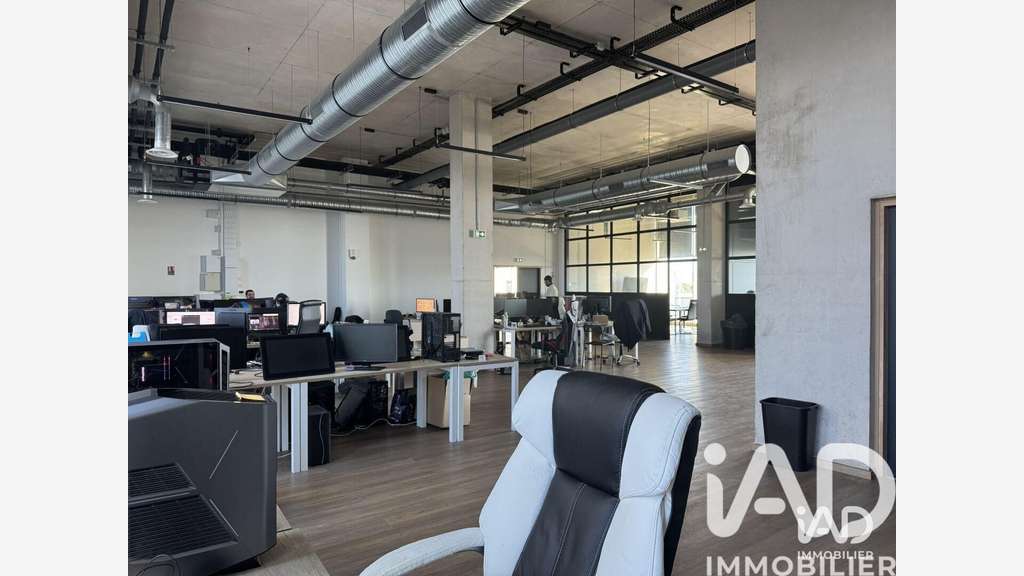 Vente bureaux de 247m² à Montpellier Cambaceres