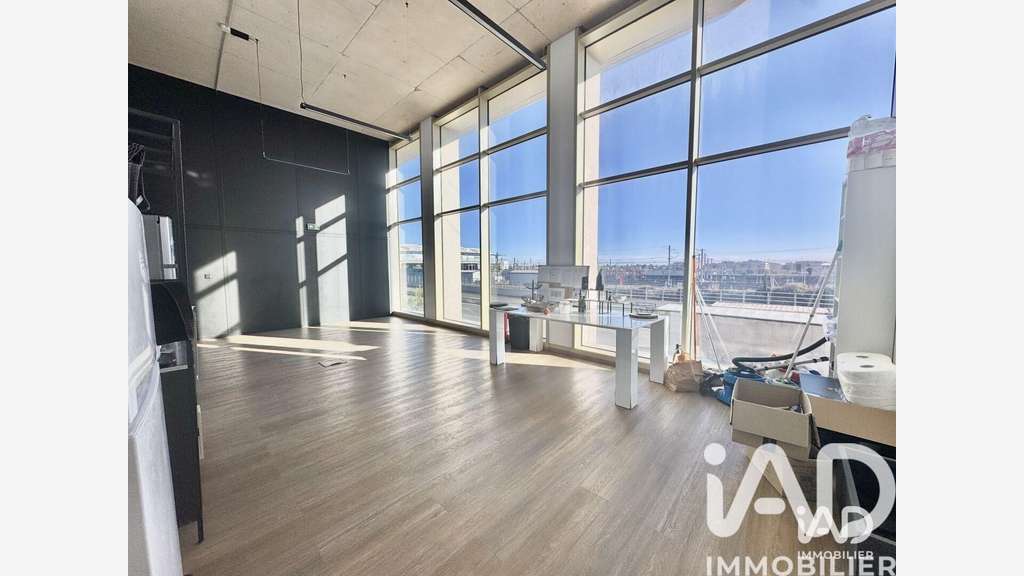 Vente bureaux de 247m² à Montpellier Cambaceres