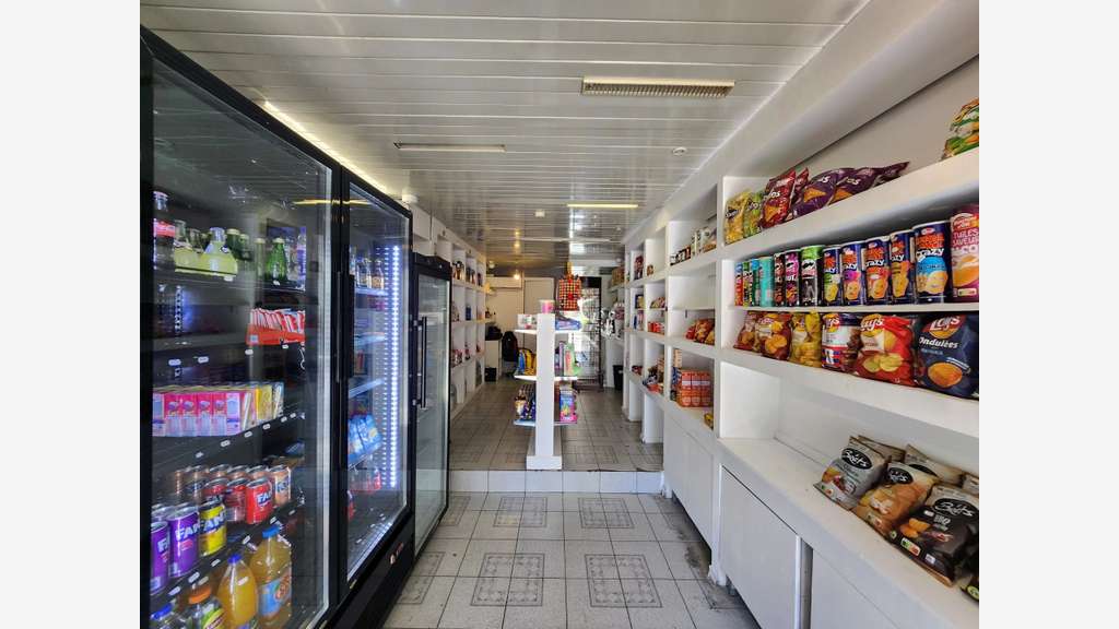 Murs commerciaux rentabilité 10.5% Montpellier