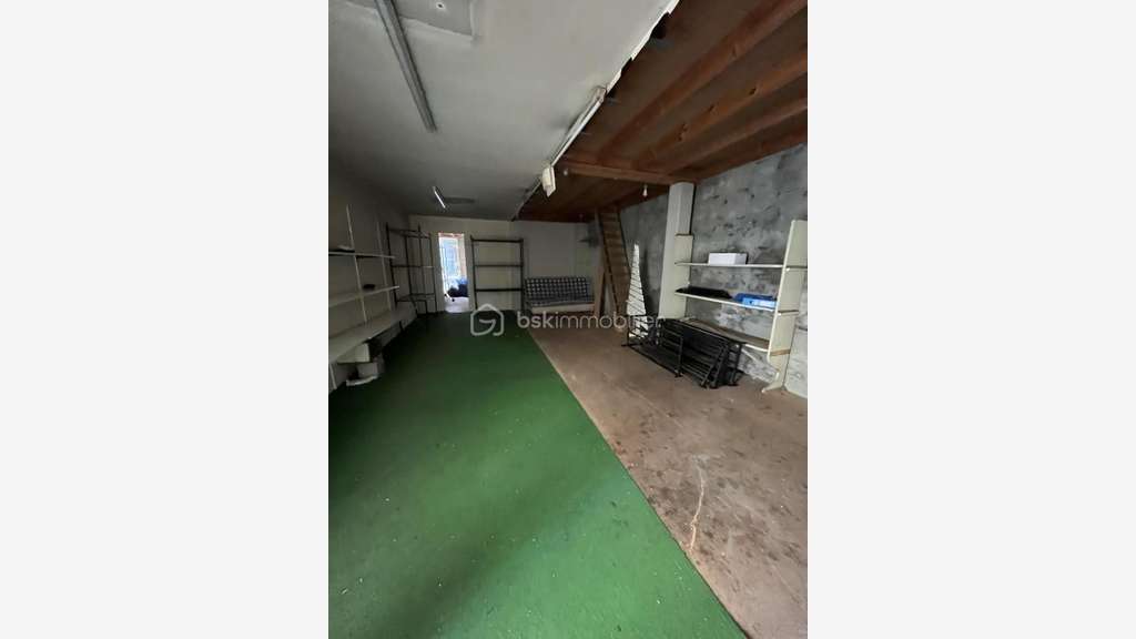 Vente local de 135m² au centre-ville de Morestel