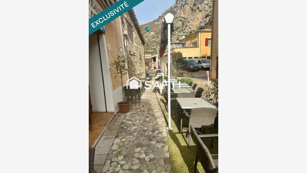AV mur commercial 116m² à Moustiers-Sainte-Marie