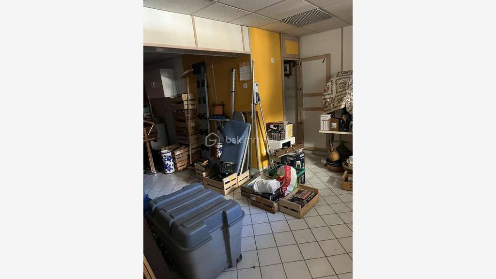 Vente local commercial 180m² à Moûtiers