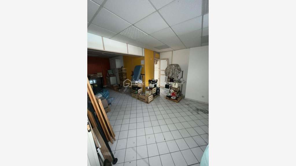 Vente local commercial 180m² à Moûtiers