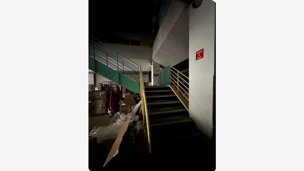 AV local commercial de 1052m² empl strat Mulhouse