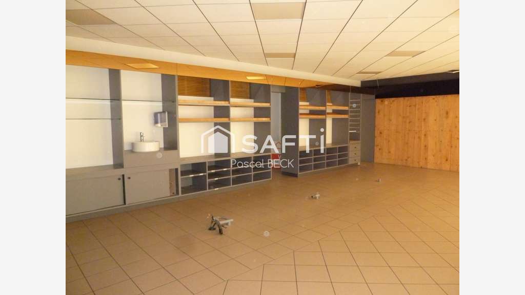Local 220m² avec espace boutique sur Nancy