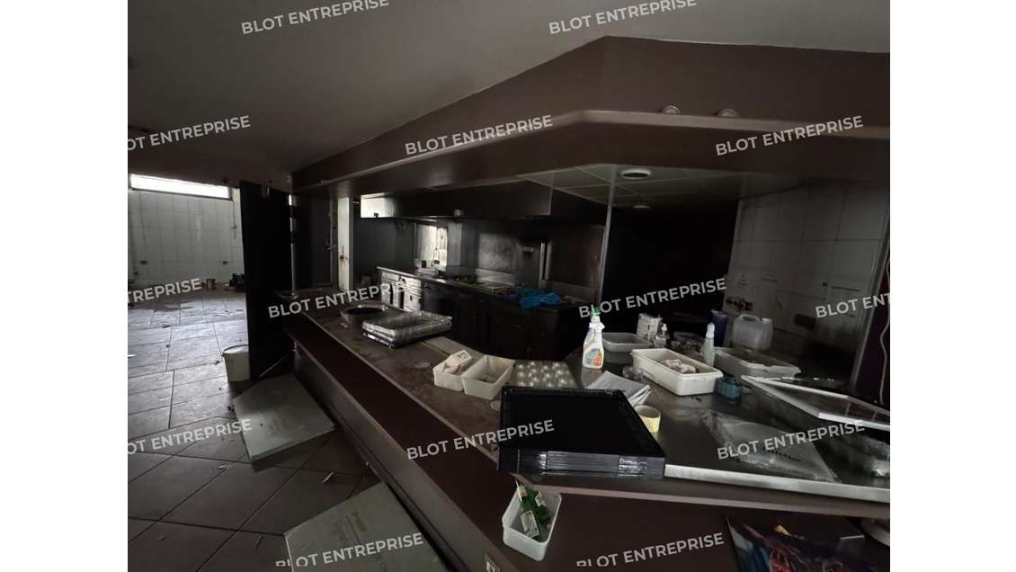 A vendre local 350m² Nantes Cité des Congrès