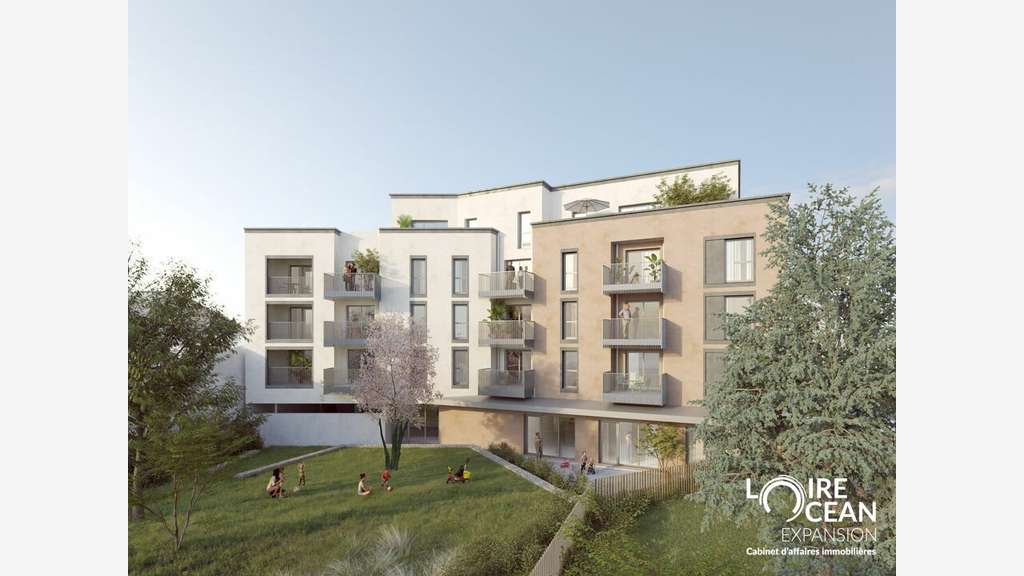 A vendre local activité de crèche 719m² à Nantes