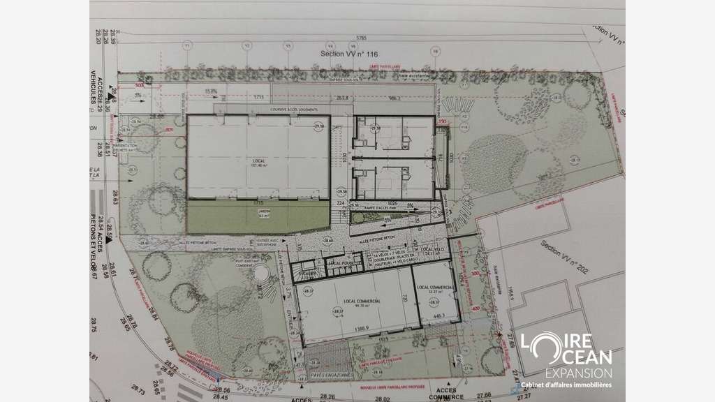 A vendre local commercial 163m² à Nantes Est