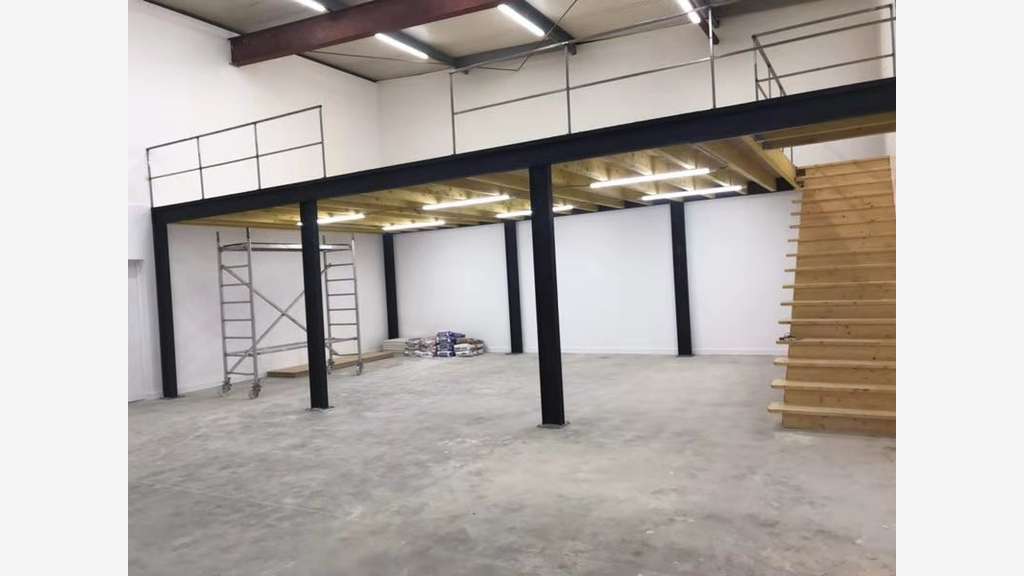 A vendre local d'activité de 365m² env. à Nantes