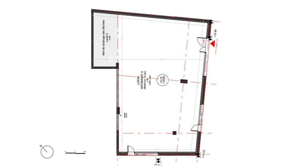 À VENDRE - LOCAUX COMMERCIAUX - 243 M² - NANTES