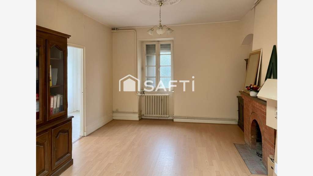 AV local professionnel 67m² au centre de Nérac