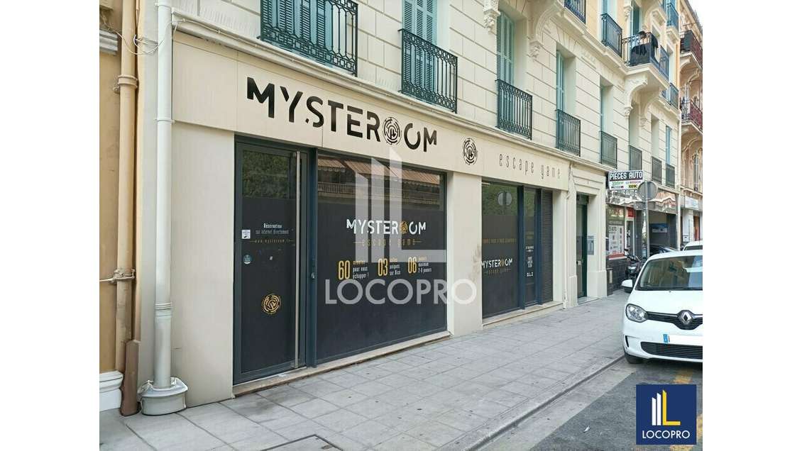 A vendre murs libre 179m² Nice centre rue Oscar II
