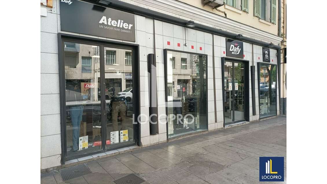 AV murs commerciaux 208m² à Nice Bas de Riquier