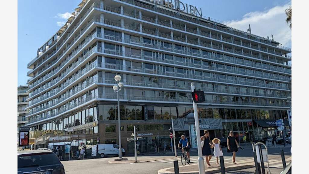 A vendre murs libres 315m² à Nice