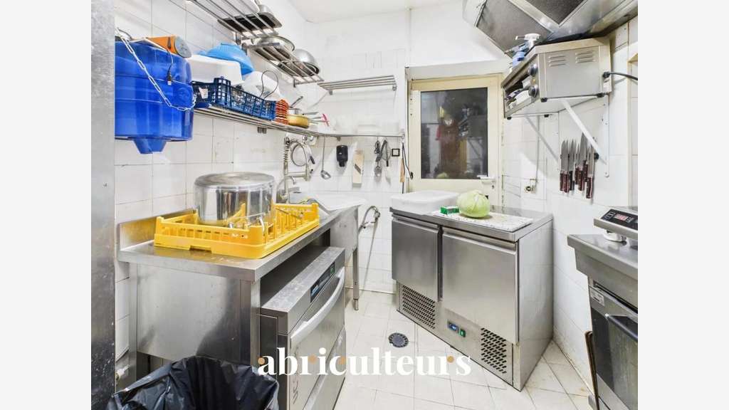 Fonds de commerce de 50 m² en vente dans le