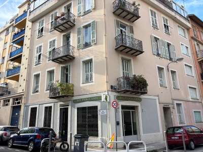 Murs libres 61m² rue Fontaine de la Ville à Nice