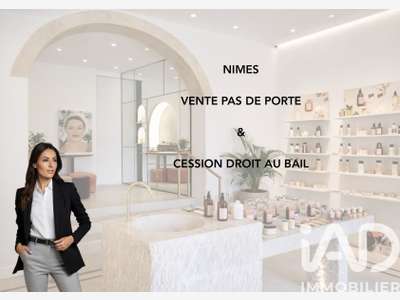 Vente local commercial 64m² à Nîmes Écusson 