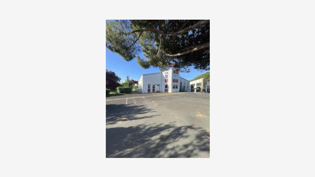 Vente local commercial pour restaurant à Niort