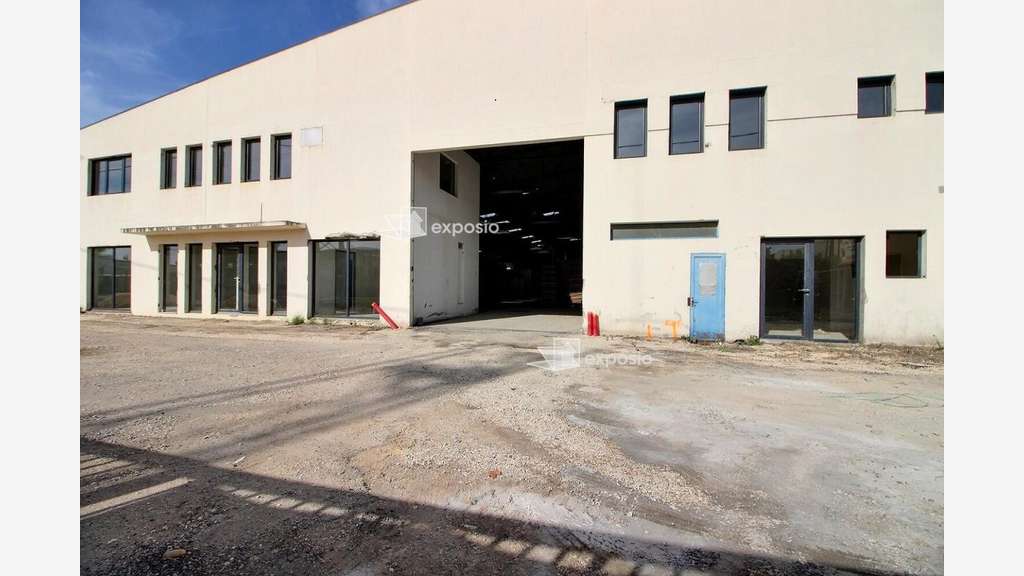 Cède murs commerciaux de 55m² empl strat à Orange