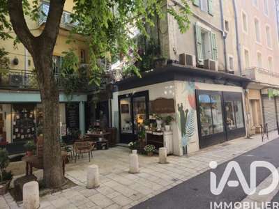 Vente local occupé dans centre historique à Orange