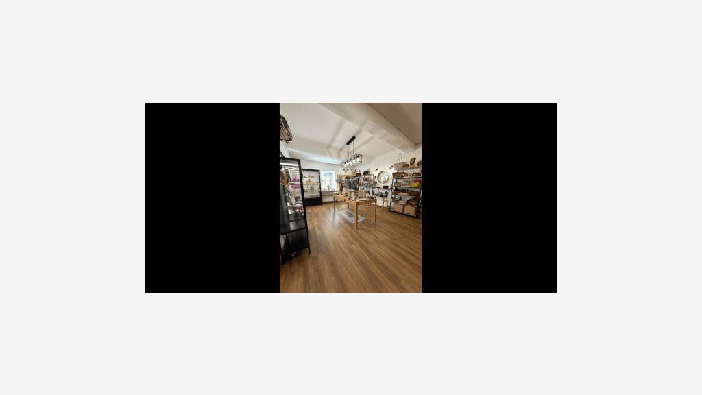 AV murs commerciaux 33m² en centre-ville d'Orange
