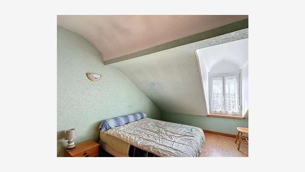 Vente maison de ville avec commerce 24m² à Orléans