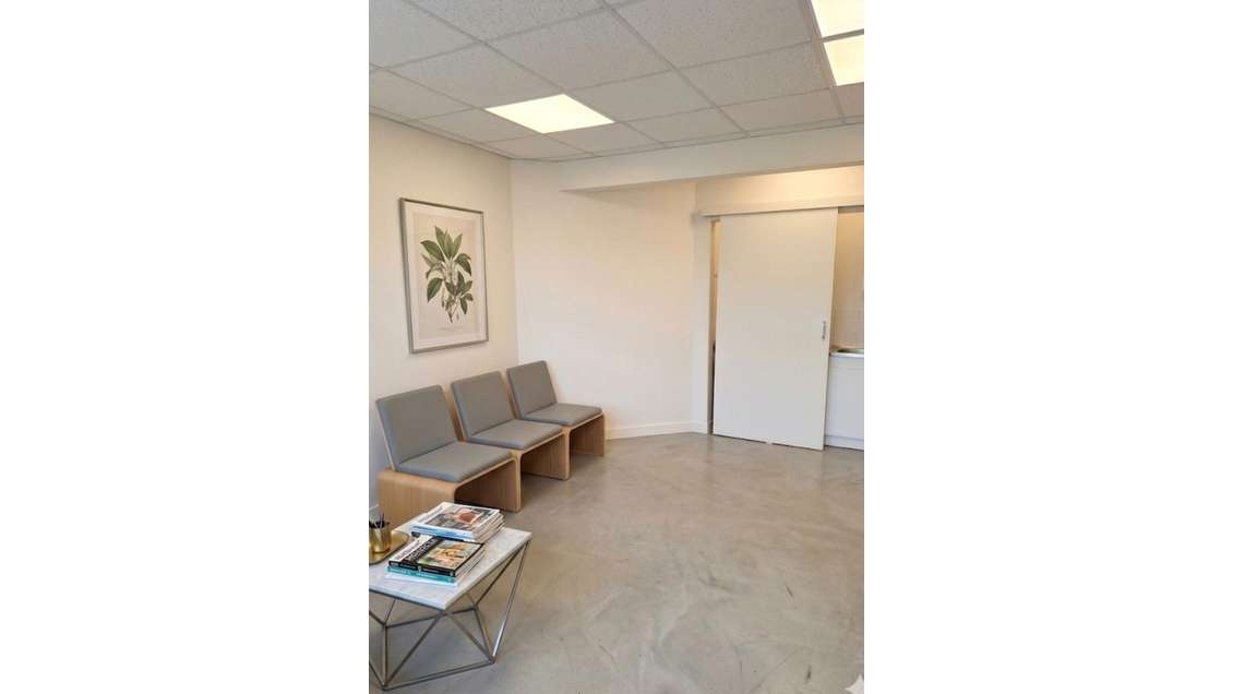 Local commercial 90 M2