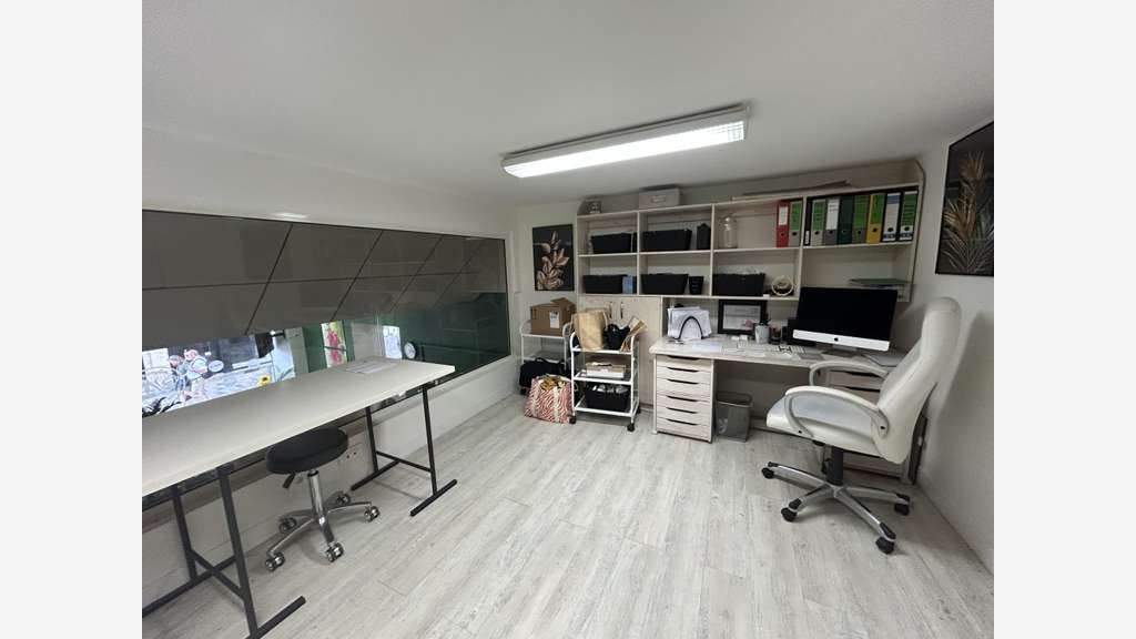 Vente local commercial de 128m² empl N°1 à Orléans