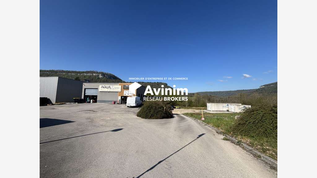 Immobilier Professionnel à vendre Ornans