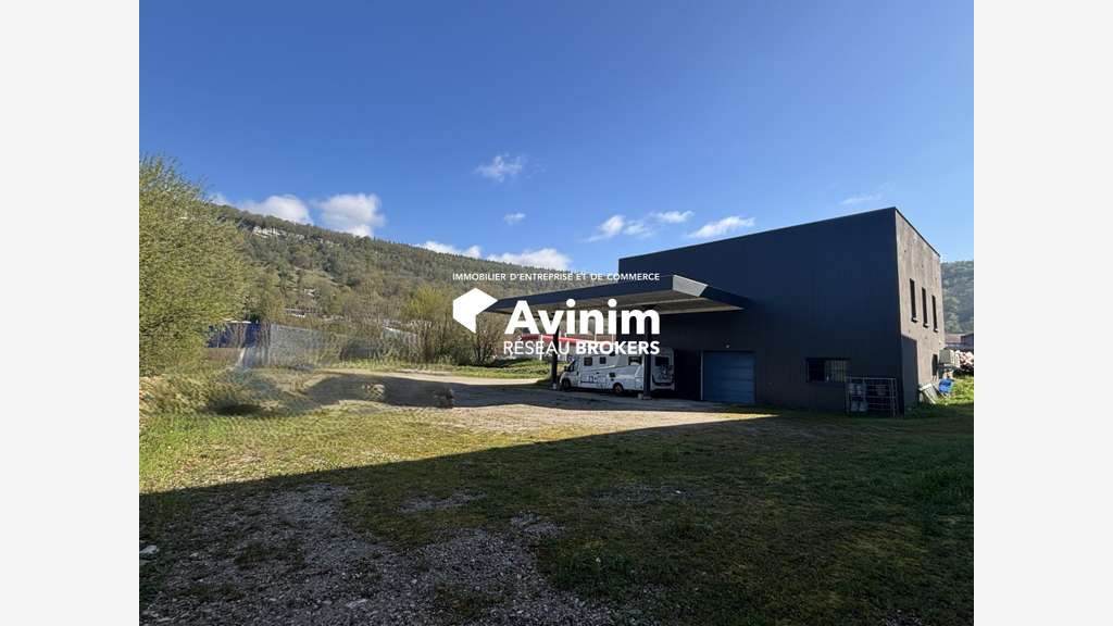 Immobilier Professionnel à vendre Ornans