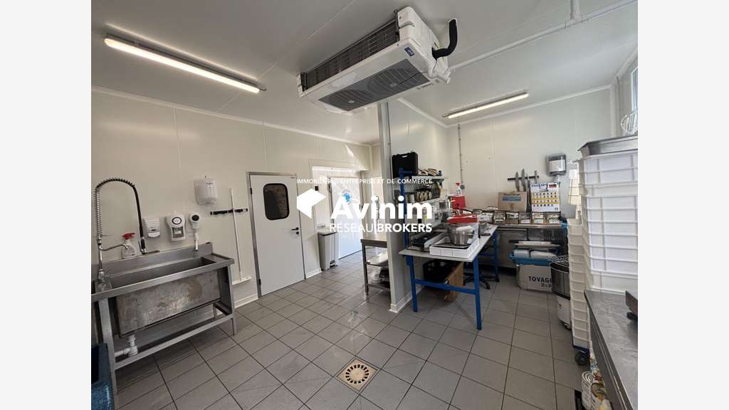 Immobilier Professionnel à vendre Ornans