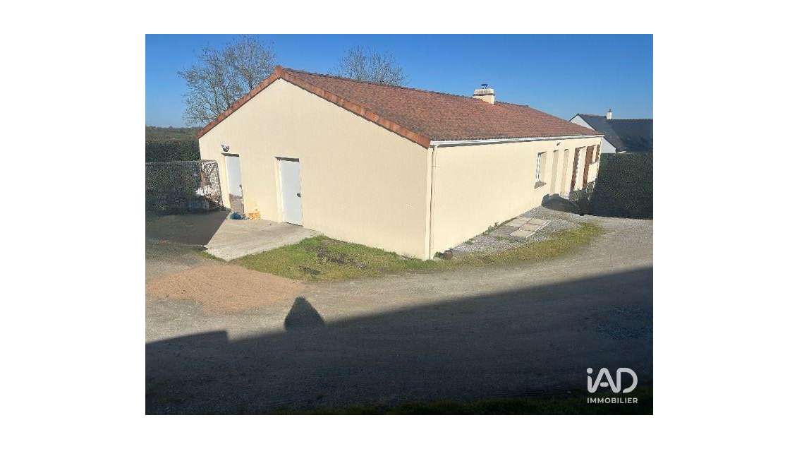 Local commercial à Oudon