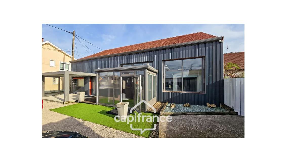 Local 372m² à vendre proche Chalon sur Saône