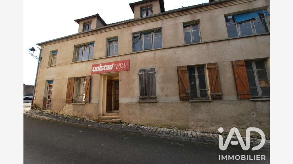Local commercial à Ouzouer-sur-Trézée