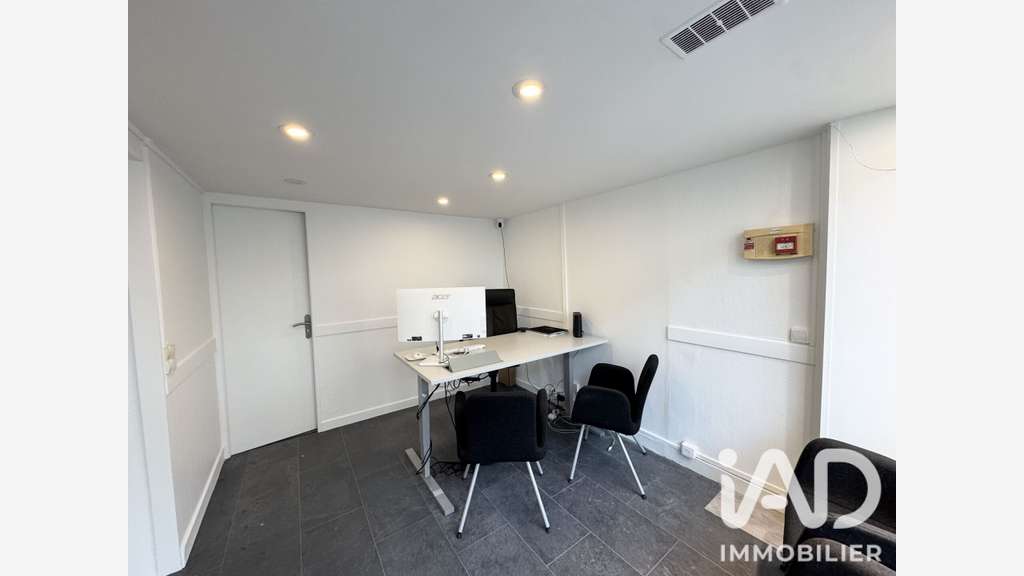 Local commercial à Palaiseau