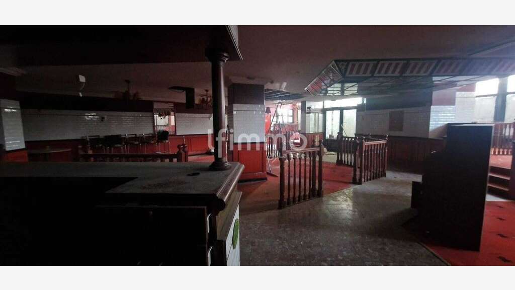 Vente local restaurant 535m² aux portes de Paris