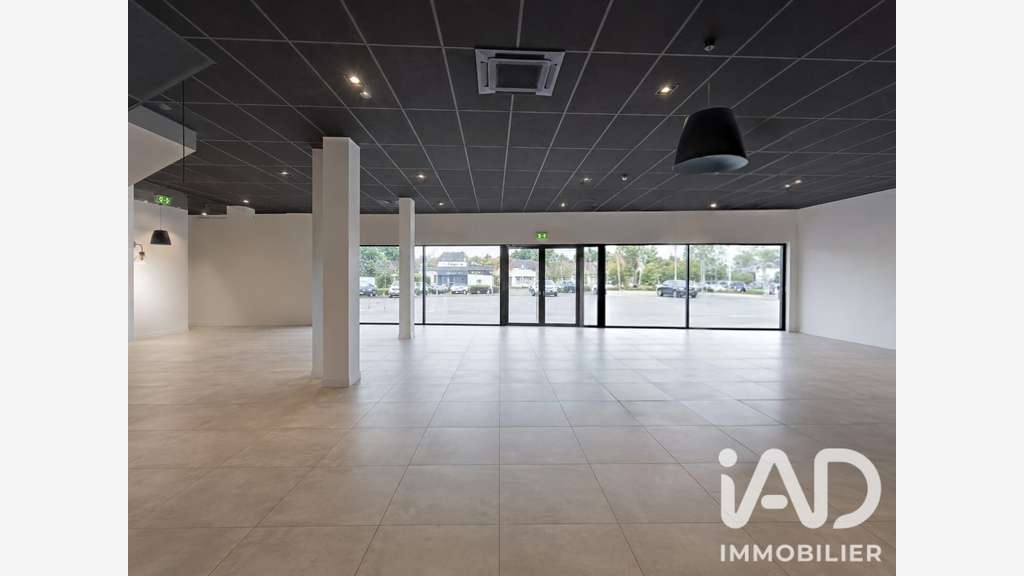 Vente local commercial de 558m² à Parentis-en-Born