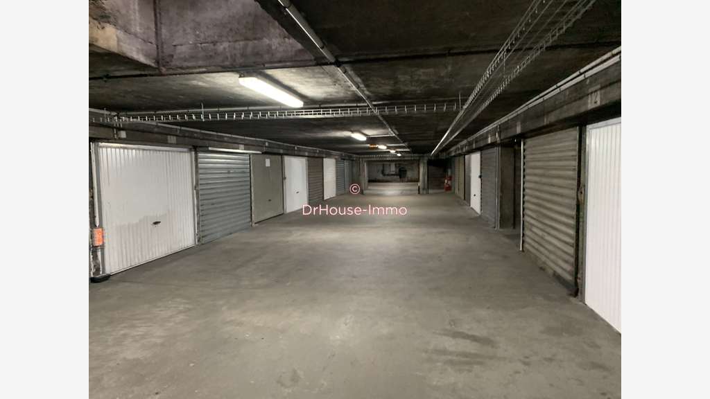 Vente local commercial 32m²à Paris X proche canal