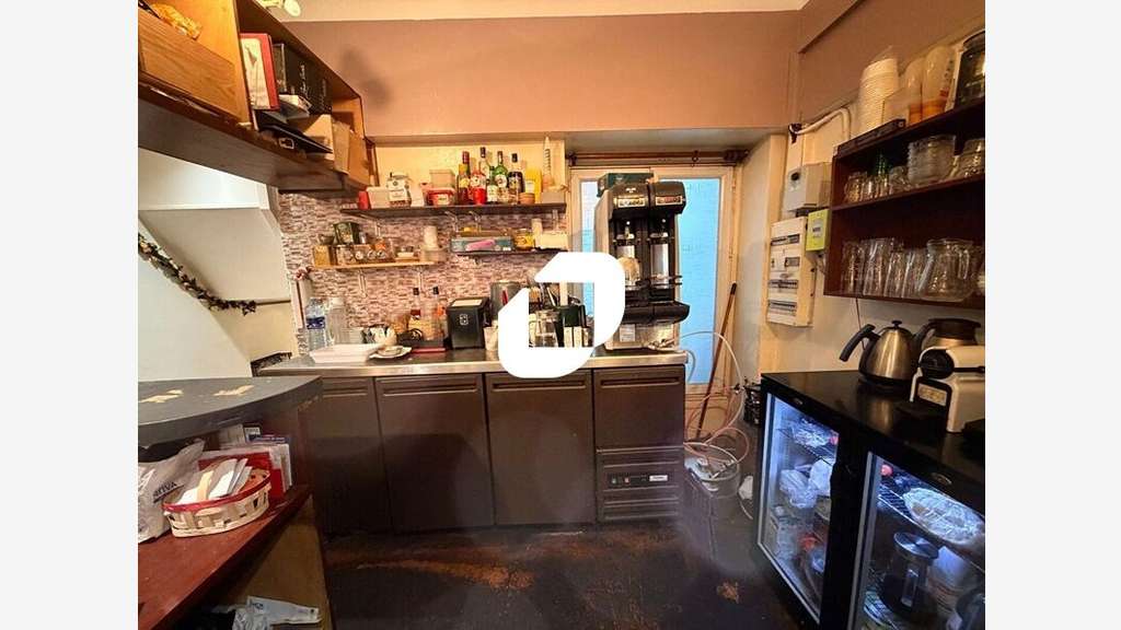 Vente Local commercial 103m² Paris