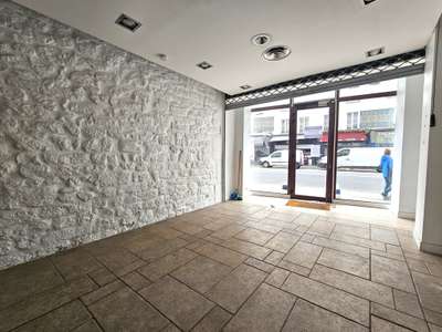 Vente murs rue Faubourg St Antoine Ledru Rollin