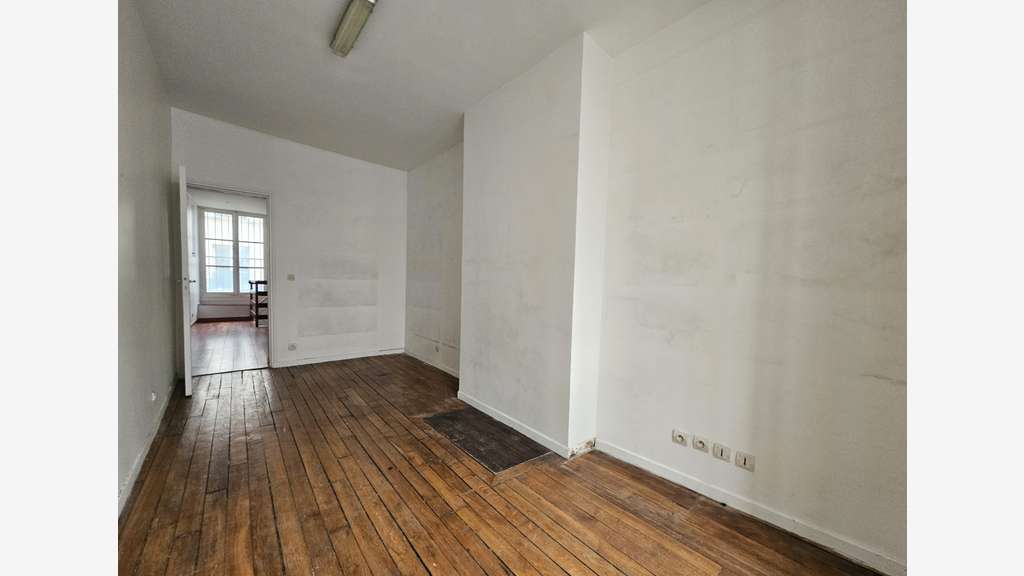 Vente murs rue Faubourg St Antoine Ledru Rollin