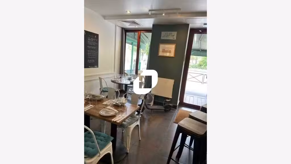 Vente Local commercial 152m² Paris