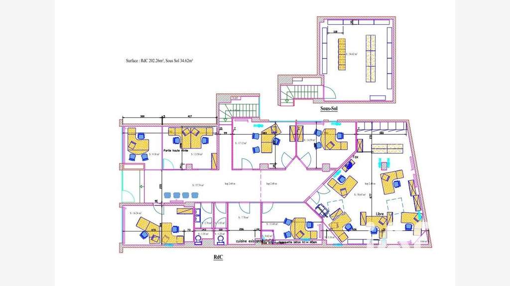 AV bureaux de 238m² lumineux en RDC à Paris 75015