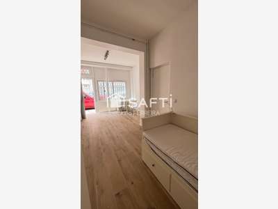 A vendre local commercial/studio à Paris 17e