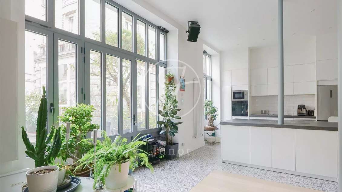 Profession libérale Paris 18e Rue Doudeauville